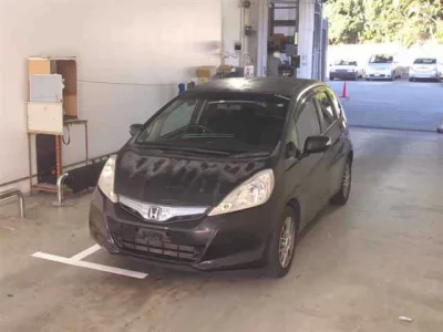 Honda FIT  с аукциона в Японии