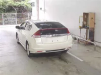 Honda INSIGHT лот № 1044 оценка 3  с аукциона в Японии 1