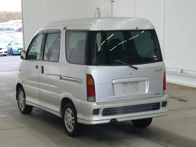 Daihatsu ATRAI SEVEN  с аукциона в Японии