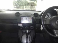 Mazda DEMIO лот № 1043 оценка 3.5  с аукциона в Японии 5