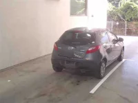 Mazda DEMIO лот № 1043 оценка 3.5  с аукциона в Японии 4