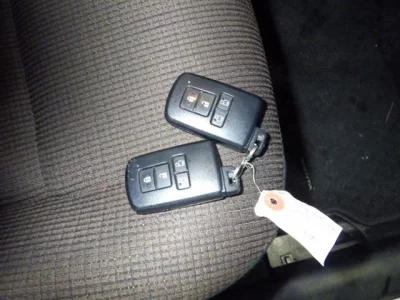 Toyota SIENTA  с аукциона в Японии