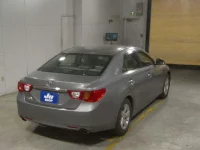 Toyota MARK X лот № 2136 оценка 3.5  с аукциона в Японии 4