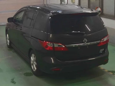 Nissan LAFESTA  с аукциона в Японии