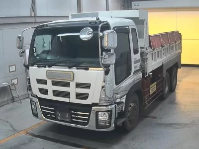 Isuzu TRUCK