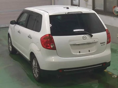 Mazda VERISA