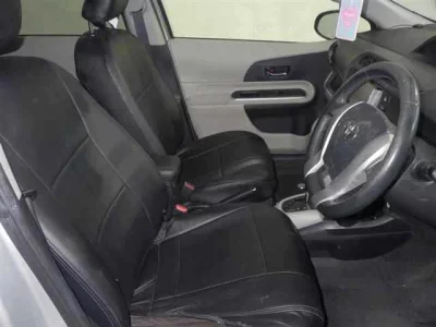 Toyota AQUA  с аукциона в Японии