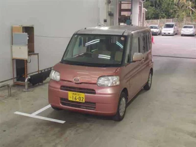 Daihatsu TANTO  с аукциона в Японии