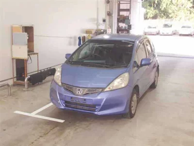 Honda FIT  с аукциона в Японии