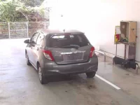 Toyota VITZ лот № 1116 оценка 3  с аукциона в Японии 1