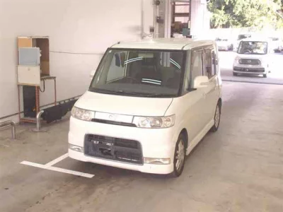 Daihatsu TANTO  с аукциона в Японии