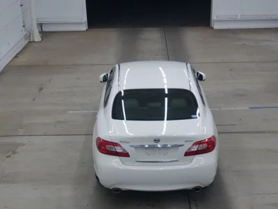 Nissan FUGA  с аукциона в Японии