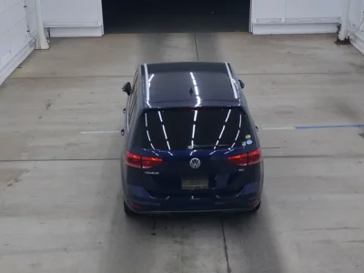 Volkswagen GOLF TOURAN