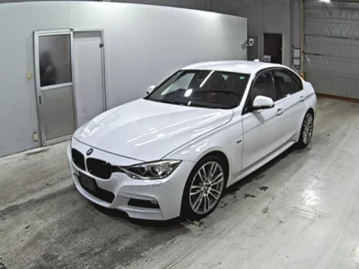 BMW 3-Series  с аукциона в Японии