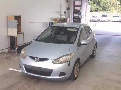 Mazda DEMIO  с аукциона в Японии