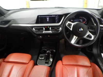 BMW 1-Series  с аукциона в Японии