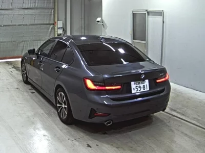 BMW 3-Series  с аукциона в Японии