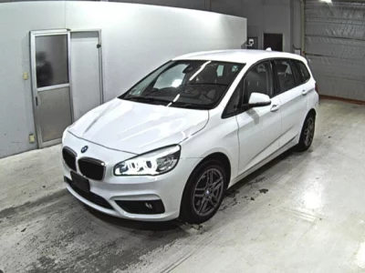 BMW 2-Series  с аукциона в Японии