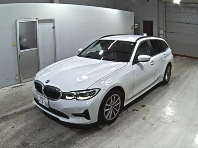 BMW 3-Series  с аукциона в Японии