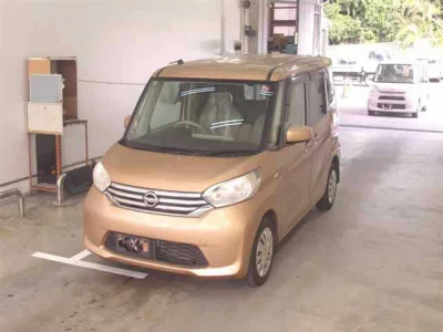 Nissan DAYZ ROOX  с аукциона в Японии