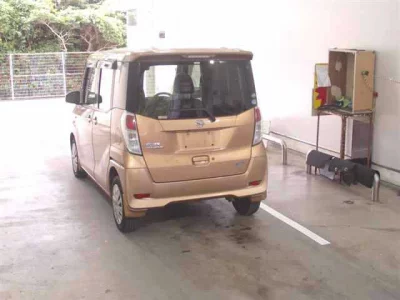 Nissan DAYZ ROOX  с аукциона в Японии