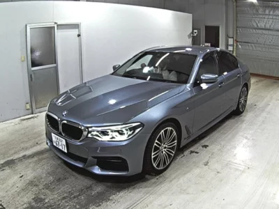BMW 5-Series  с аукциона в Японии