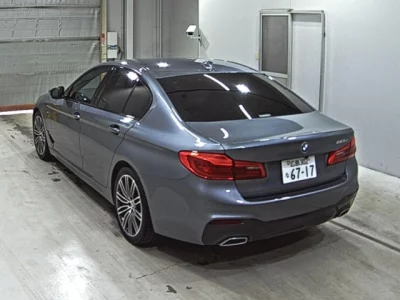 BMW 5-Series  с аукциона в Японии