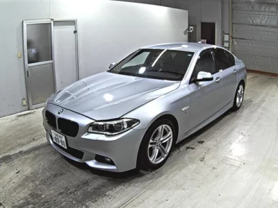 BMW 5-Series  с аукциона в Японии