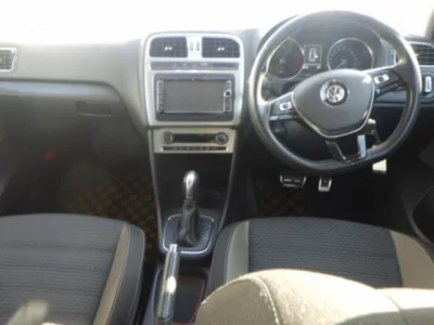 Volkswagen CROSS POLO  с аукциона в Японии