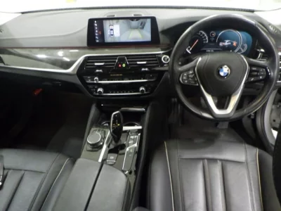 BMW 5-Series  с аукциона в Японии