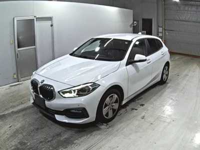 BMW 1-Series  с аукциона в Японии