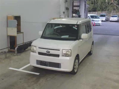 Toyota PIXIS SPACE  с аукциона в Японии