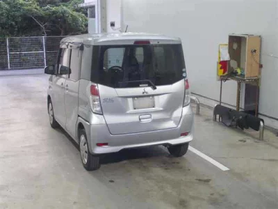Mitsubishi EK SPACE