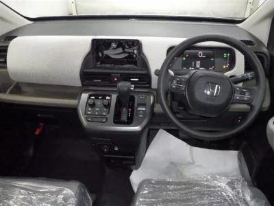 Honda FREED  с аукциона в Японии