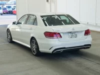 Mercedes-Benz E CLASS лот № 5001 оценка 3.5  с аукциона в Японии 1