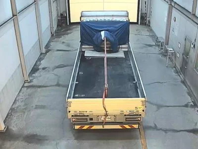 Isuzu FORWARD  с аукциона в Японии