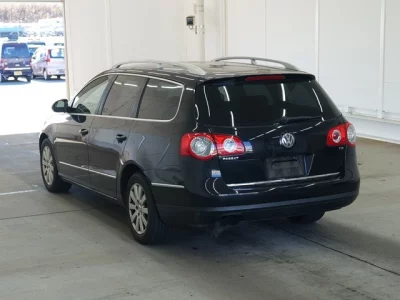 Volkswagen PASSAT VARIANT  с аукциона в Японии