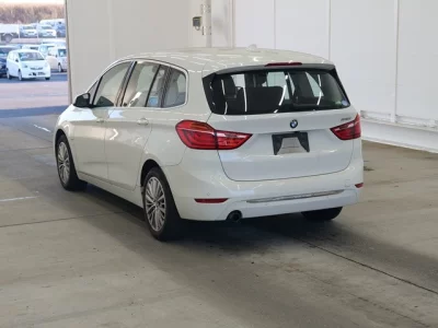 BMW 2-Series  с аукциона в Японии