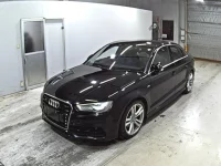Audi A3 лот № 4103 оценка 4  с аукциона в Японии 3