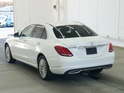 Mercedes-Benz C CLASS  с аукциона в Японии
