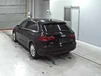 Audi A3 лот № 4125 оценка 3.5  с аукциона в Японии 1