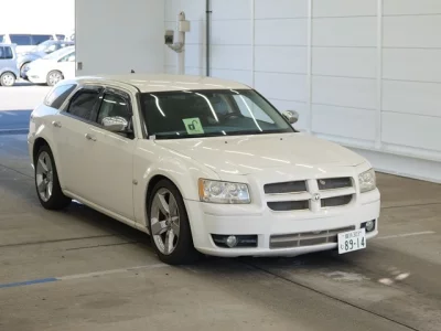 Dodge MAGNUM  с аукциона в Японии