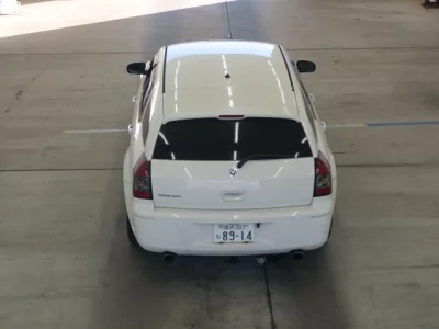 Dodge MAGNUM  с аукциона в Японии