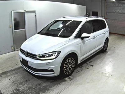 Volkswagen GOLF TOURAN