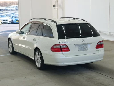 Mercedes-Benz E CLASS WAGON