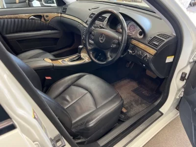 Mercedes-Benz E CLASS WAGON