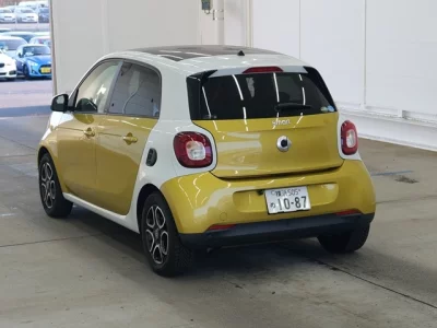 Smart FORFOUR  с аукциона в Японии