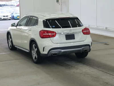 Mercedes-Benz GLA CLASS