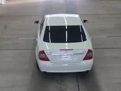 Mercedes-Benz E CLASS  с аукциона в Японии