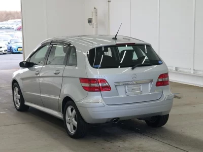 Mercedes-Benz B CLASS  с аукциона в Японии